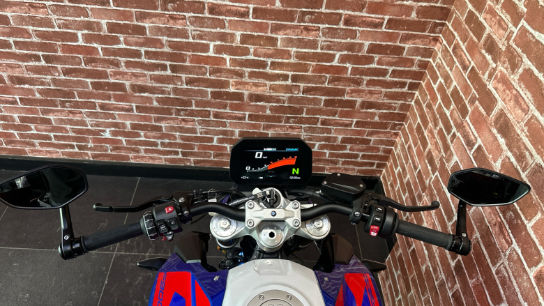 BMW F900 R (25MY)